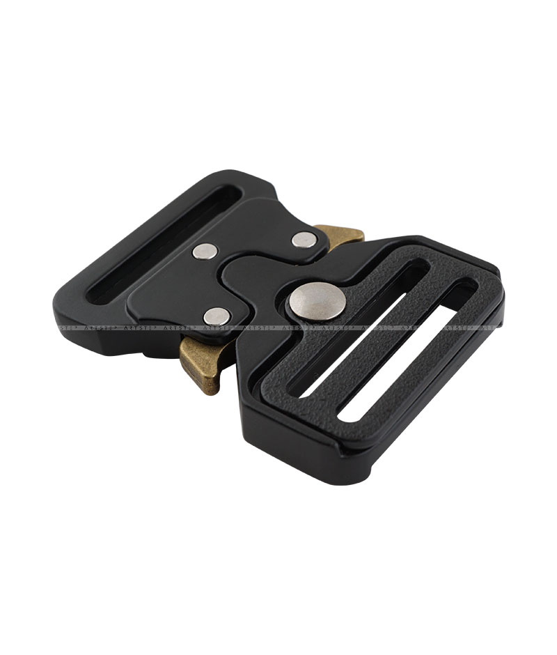 Military buckle K.FM-820-33 (E2408)